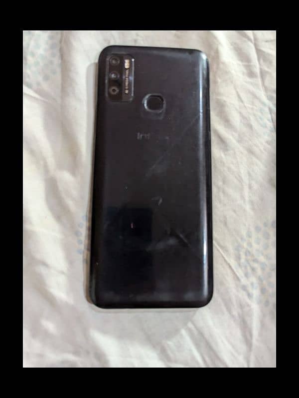 Infinix hot 9 play  duall sim 4/64 Pta approved 8