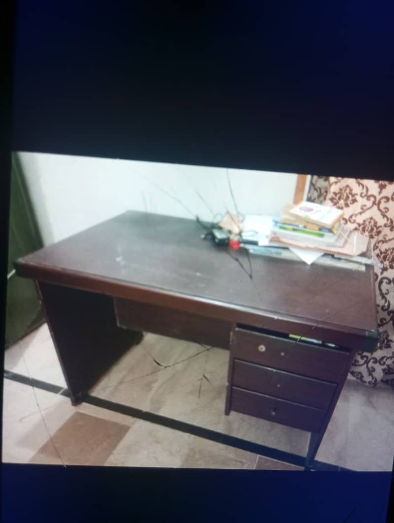 Study/office /computer table 0