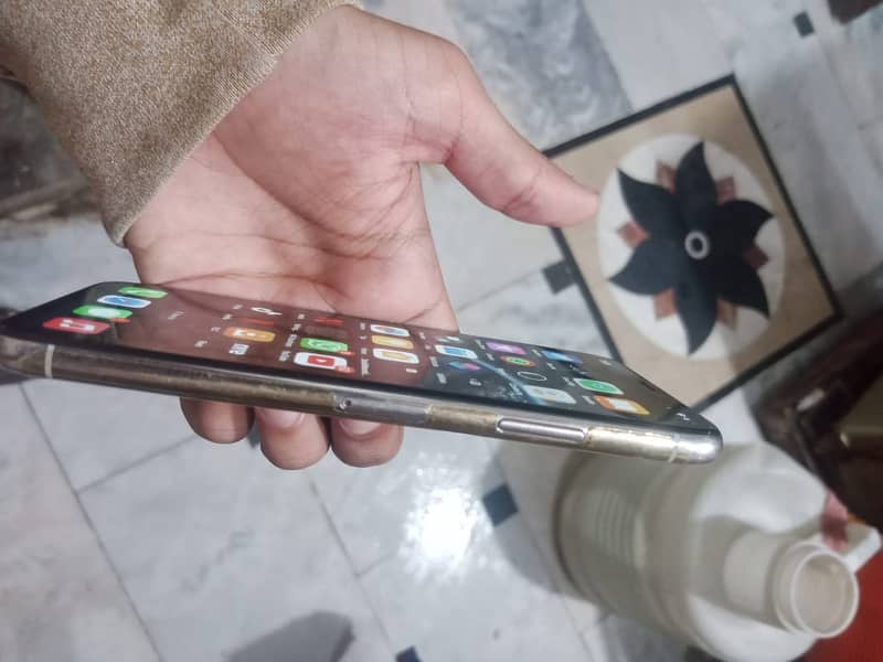 iPhone X non pta 2