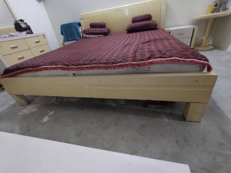 bed set luxury all ok king size bed set LCD almari 03184089021 4