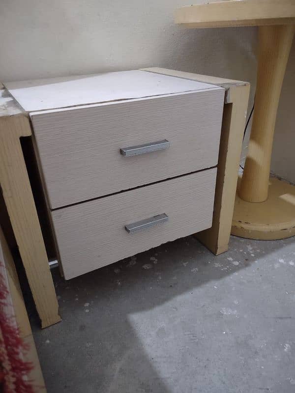 bed set luxury all ok king size bed set LCD almari 03184089021 10