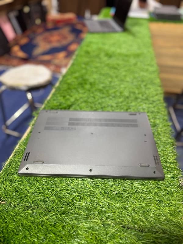 Lenovo 14e model chrome book 4GB RAM 32GB storage 2029 update 14 inch 4