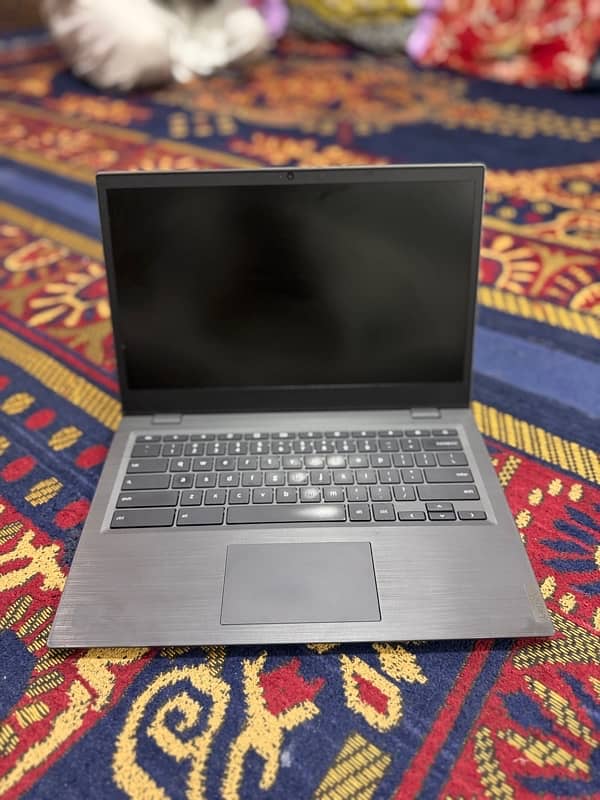 Lenovo 14e model chrome book 4GB RAM 32GB storage 2029 update 14 inch 9
