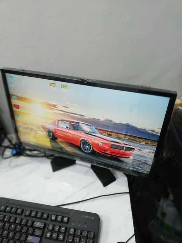 Dell 24" Borderless LED Monitors with Type-C & HDMI Ports (A+ Fresh) 15