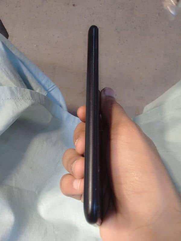 Samsung M11 with box original penal 2