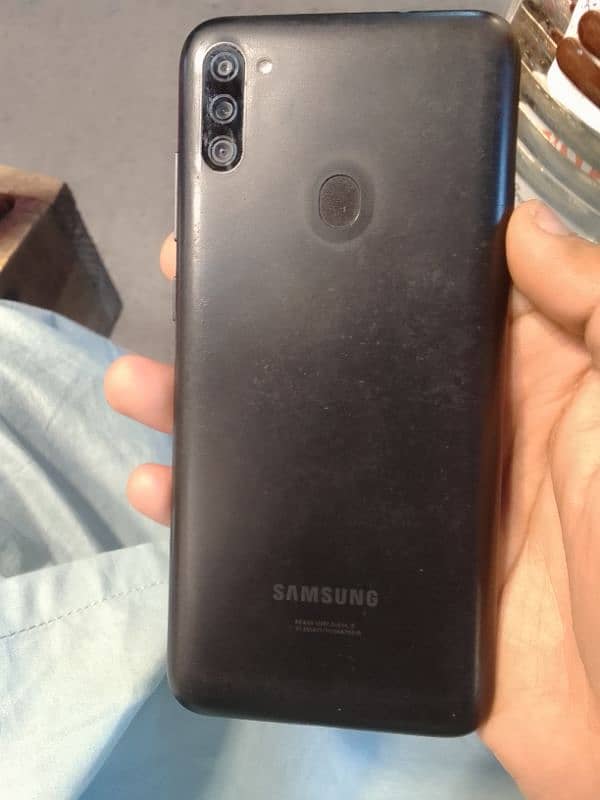 Samsung M11 with box original penal 5