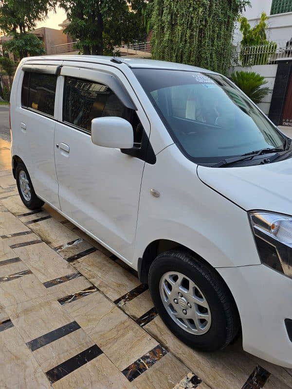 Suzuki Wagon R AGS 2022 Model 4