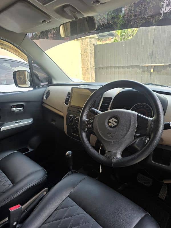Suzuki Wagon R AGS 2022 Model 13