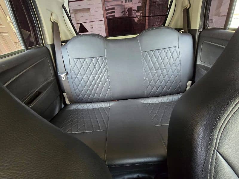 Suzuki Wagon R AGS 2022 Model 14