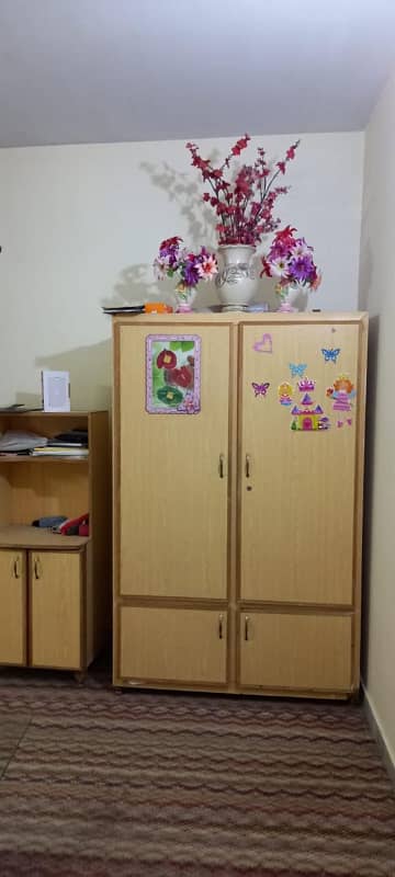 Uper portion for rent chaklala scheme 3 ayub colony 3bed tv loung dariwng room kitchen 3bath bijli gass available tanks seprat 6