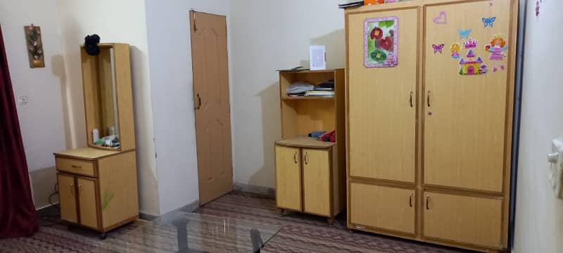 Uper portion for rent chaklala scheme 3 ayub colony 3bed tv loung dariwng room kitchen 3bath bijli gass available tanks seprat 7
