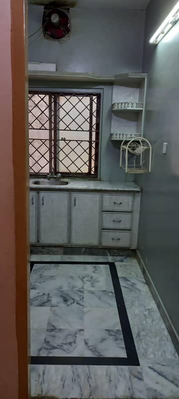 Uper portion for rent chaklala scheme 3 ayub colony 3bed tv loung dariwng room kitchen 3bath bijli gass available tanks seprat 14