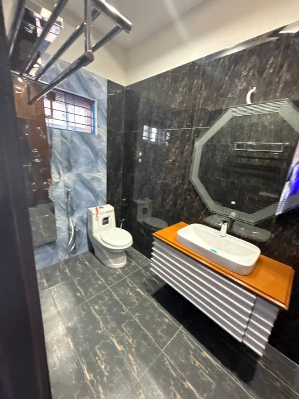 5 Marla House Are Available For Sale in Platinum Block 21