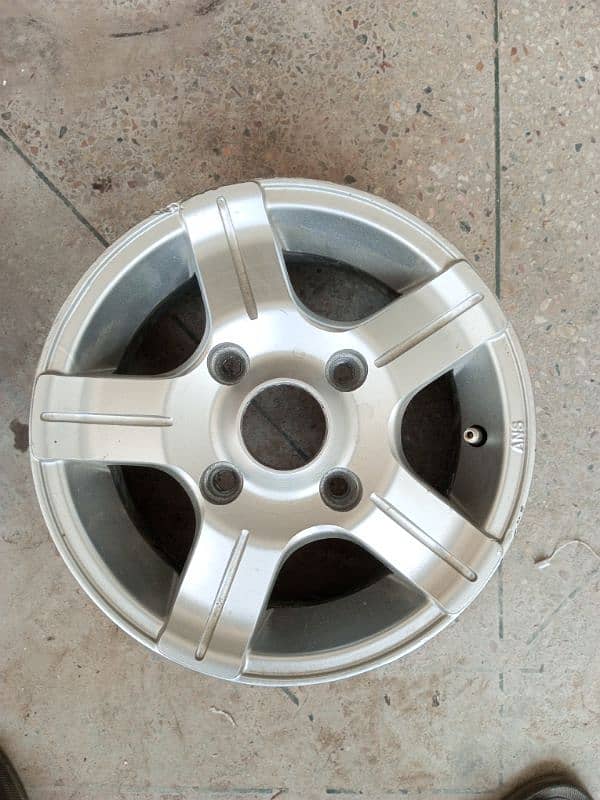 Alloy rims 12 inch good condition 5
