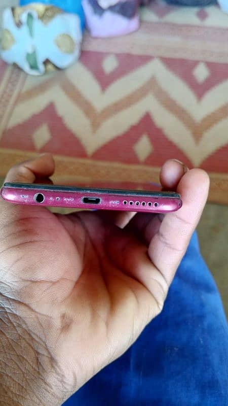 Infinix Hot 10 3