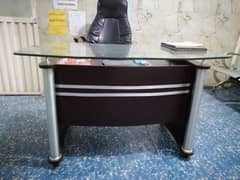 office table a one condition just like new one