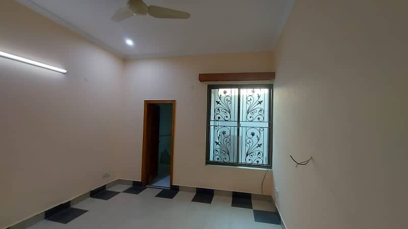 10 Marla House Available For Rent In Abdalians Society Johar Town Lahore 4