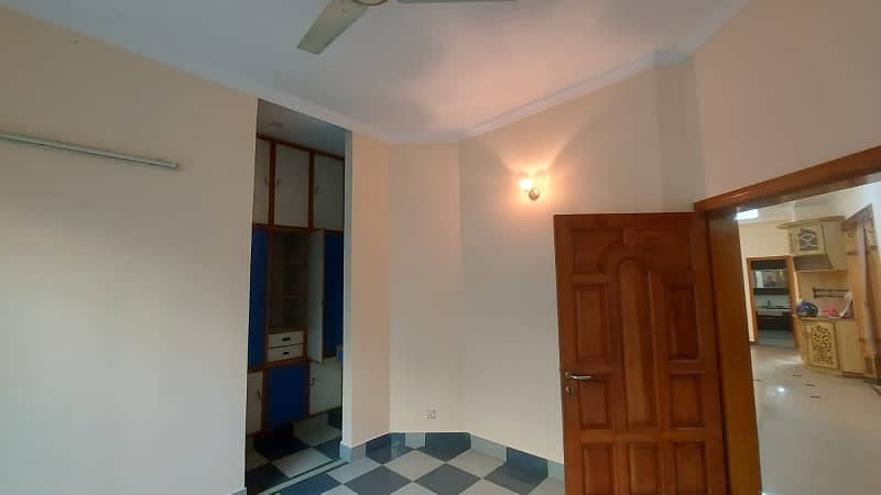 10 Marla House Available For Rent In Abdalians Society Johar Town Lahore 5