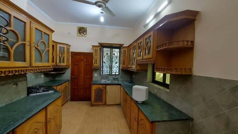 10 Marla House Available For Rent In Abdalians Society Johar Town Lahore 14