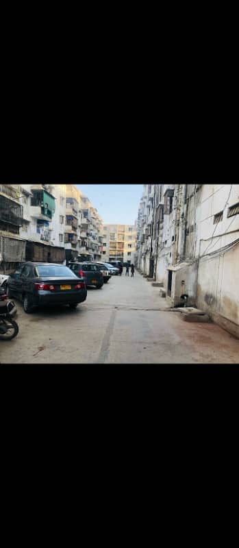 3 BED DD FLAT FOR SALE IQBAL PLAZA PHASE 2 1ST FLOOR 7