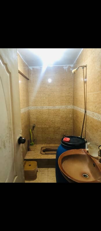 3 BED DD FLAT FOR SALE IQBAL PLAZA PHASE 2 1ST FLOOR 10