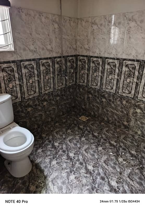 7.5 Marla Tile Flooring Upper Portion Available For Rent In Johar Town R Block 4