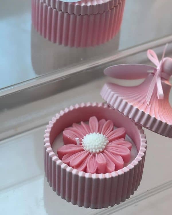 scented candles 2
