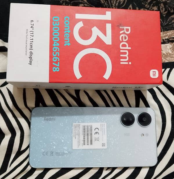 redme 13 c   8 Ram / 256 ROM 0