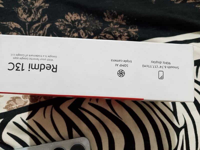 redme 13 c   8 Ram / 256 ROM 7