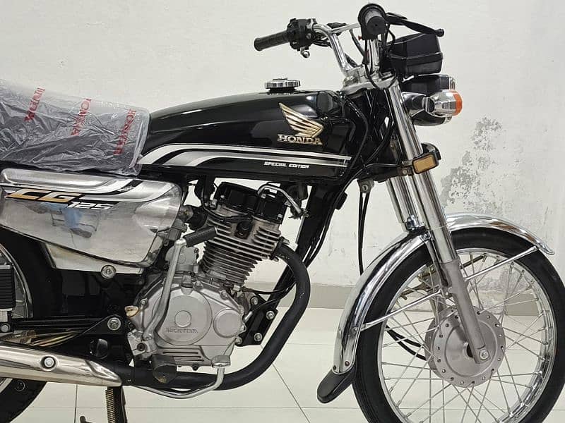 Honda CG 125 2019 Model Special Edition 0