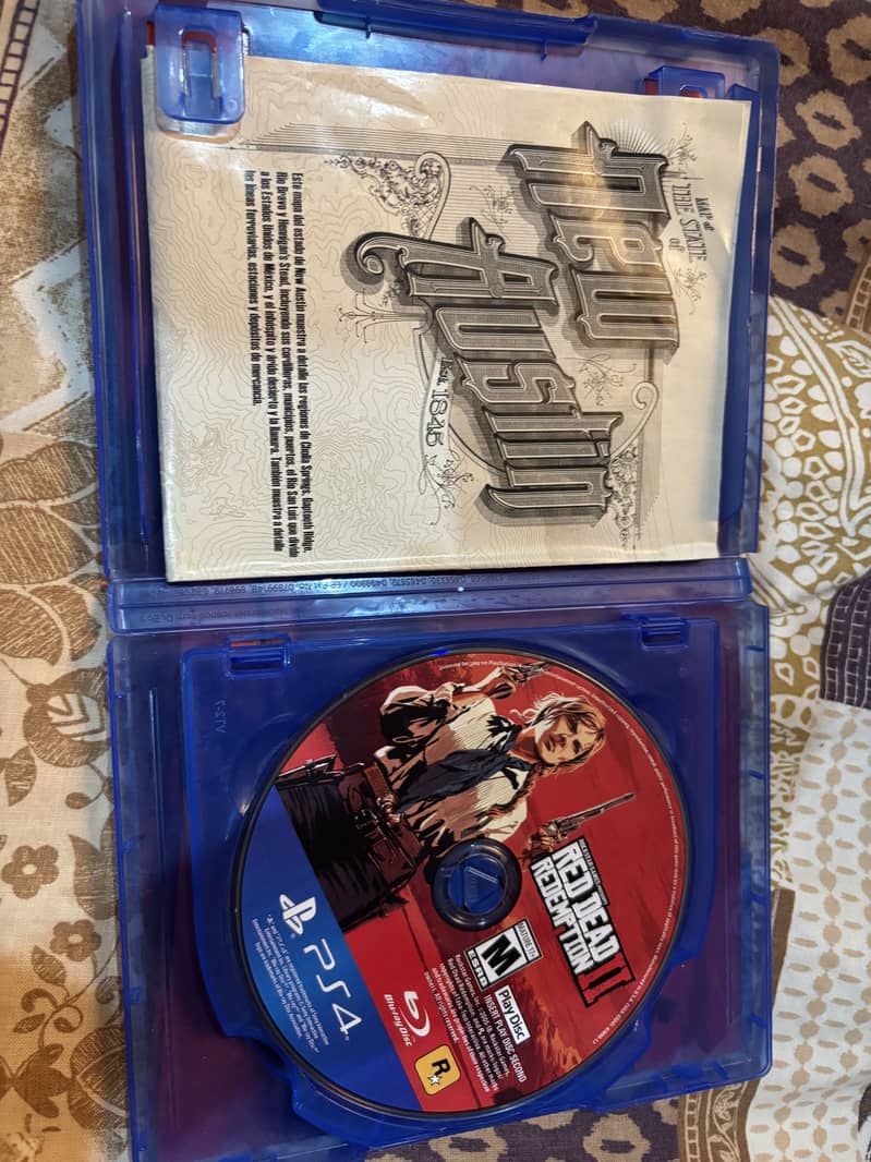 play station 4 cds each cost 5000 8