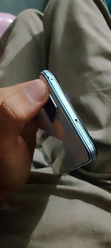vivo y33s 8+256 5