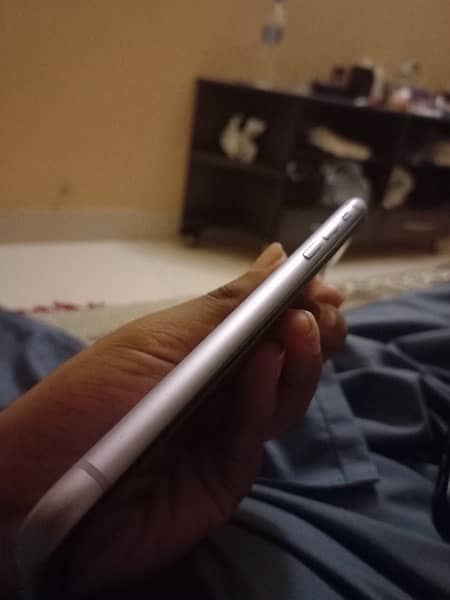 iphone 11 Pta Approved All Ok 3