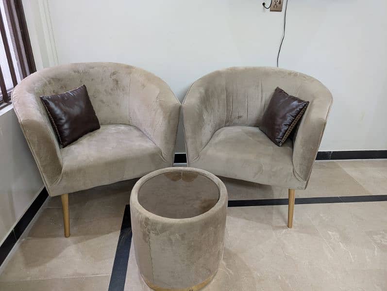coffee chairs and table 0