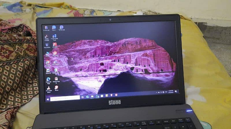 Stone Laptop 1