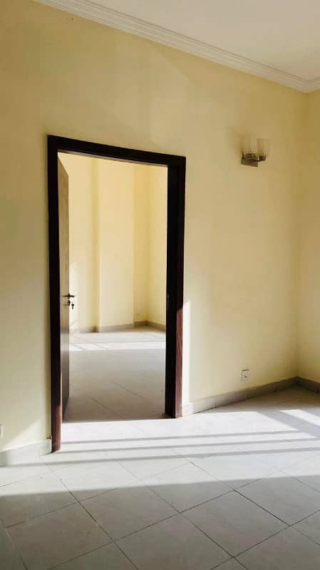 AMAZING VIEW READY TO MOVE 955sq ft 2Bed Lounge Flat FOR SALE Apartment. 2KM from MAIN GATE of BTK 9