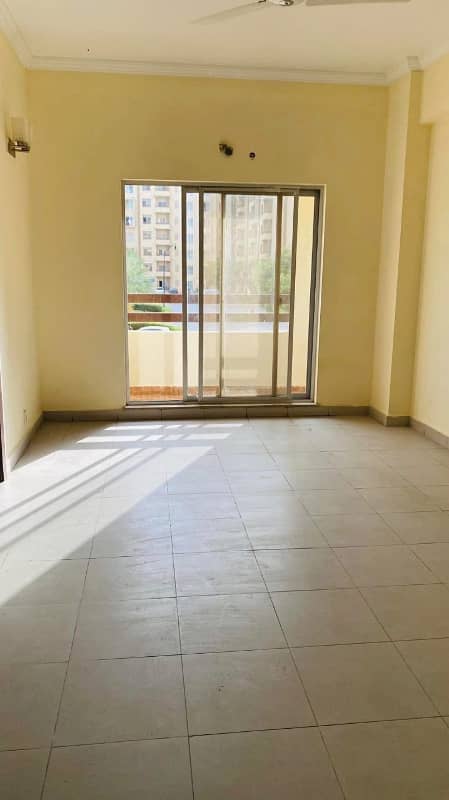 AMAZING VIEW READY TO MOVE 955sq ft 2Bed Lounge Flat FOR SALE Apartment. 2KM from MAIN GATE of BTK 12