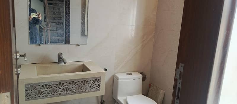 2 Beds 10 Marla Upper Portion Ideal Location For Rent In Ex Air Avenue DHA Phase 8 6