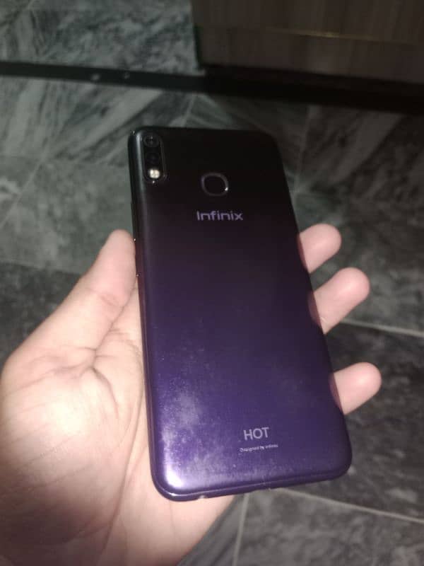 Infinix Hot 8 lite 3