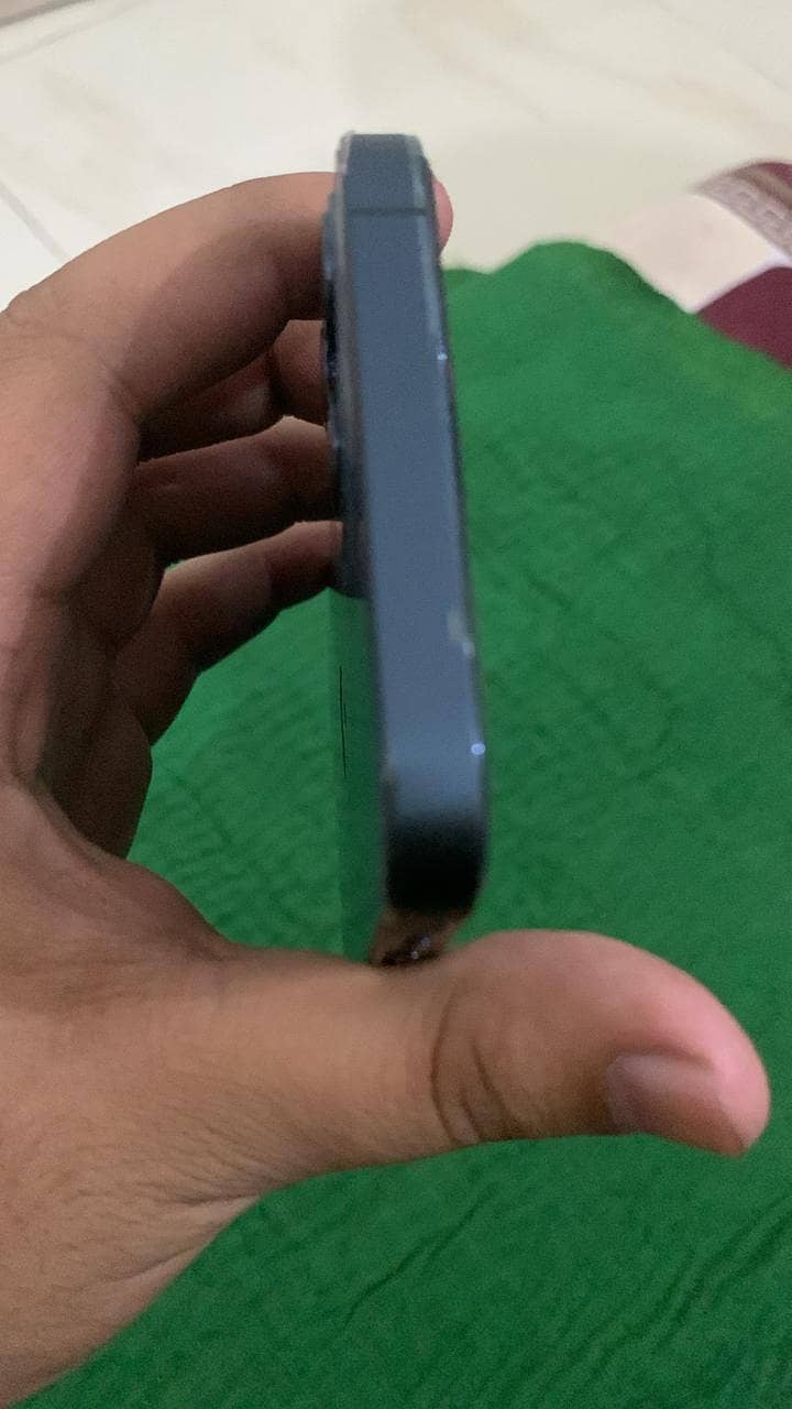 Apple iPhone 12 Pro factory unlock 128 GB ,lush piece device, 3