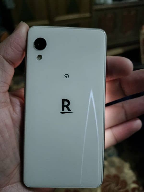 rakuten mini world smallest android mobile phone 3gb ,32 gb PTa approv 4