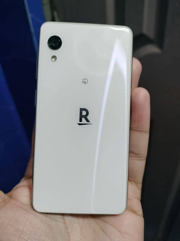 rakuten mini world smallest android mobile phone 3gb ,32 gb PTa approv 8
