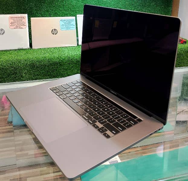 MacBook pro A2141 Late 2019 1