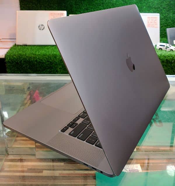 MacBook pro A2141 Late 2019 2