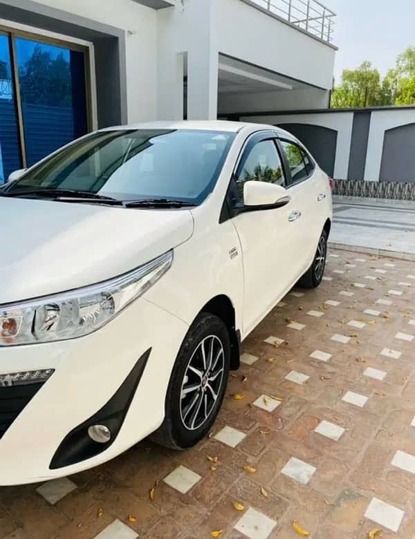 Toyota Yaris 2022 5