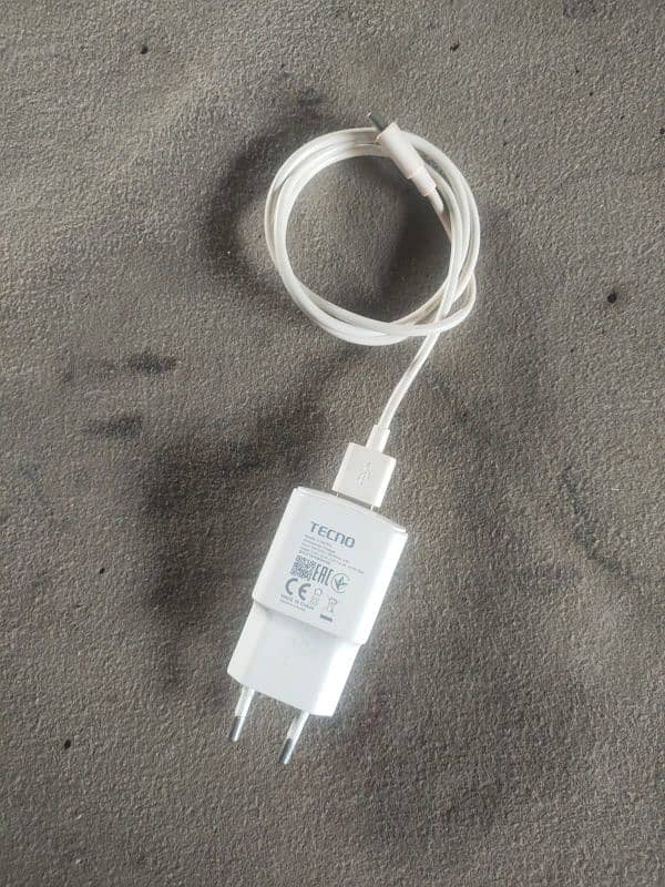 Tecno spark 20 8/256 0