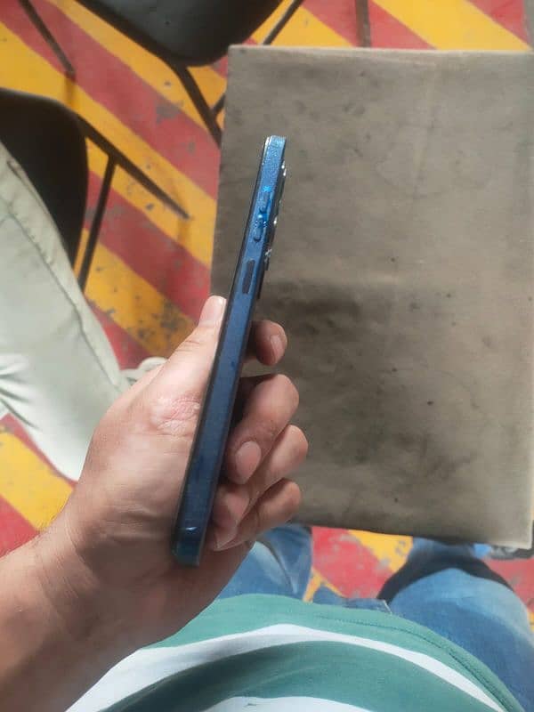 Tecno spark 20 8/256 8