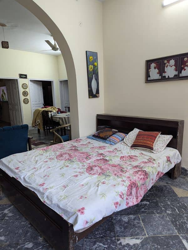5 Seater Sofa, King Sized Bed with Spring Mattress 3