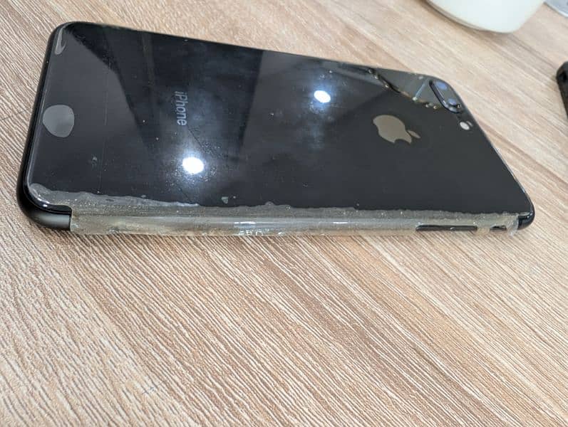 I Phone 8 Plus 64 GB Non PTA Mint Condition 6