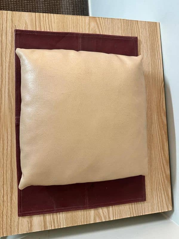 06 leather cushions (beige) 1
